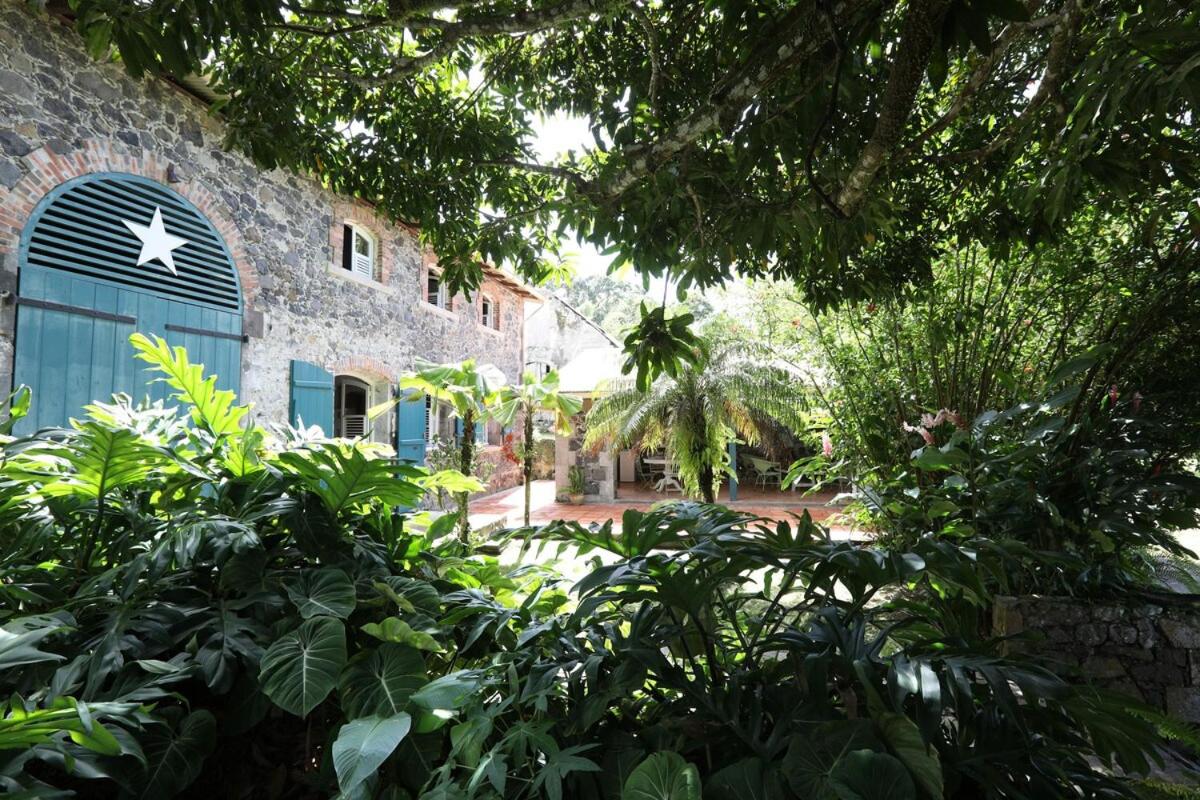 La Petite Distillerie, sur un domaine historique - B&B Saint-Pierre