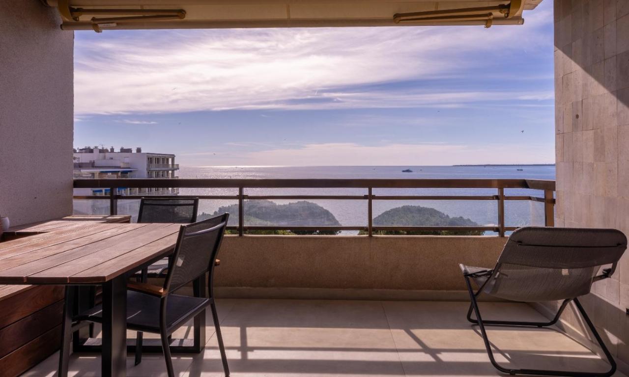 Center Bay Luxueux appartement avec vue mer 6 eme etage - Chambres d’hôtes Juan-les-Pins