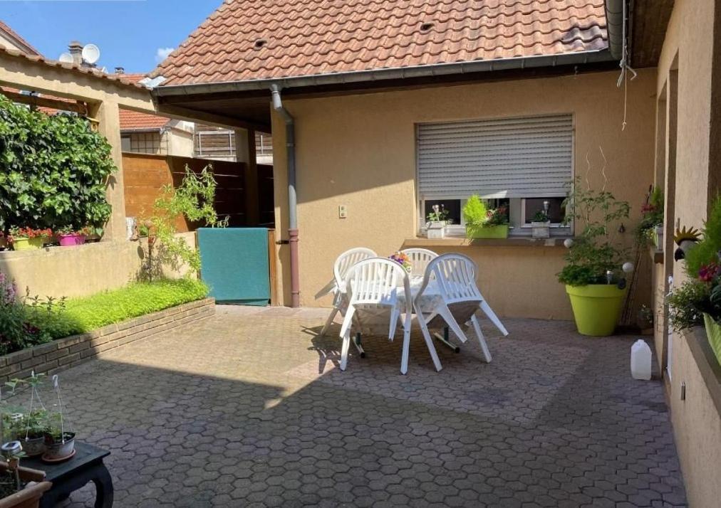 Le Spacieux - centre-ville - 4 chambres - 8 pers - Bed and Breakfast
