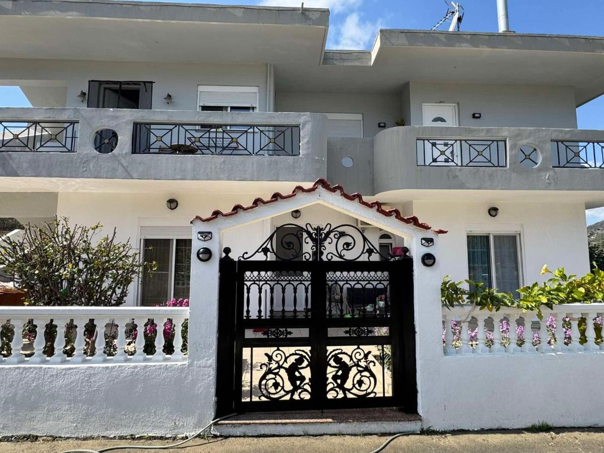 Tharreni House, Pilona Village - Bed and Breakfast Vlicha