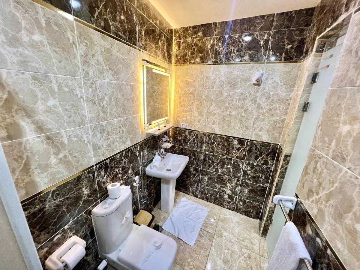 Habitación Doble Superior - 1 cama extragrande o 2 individuales