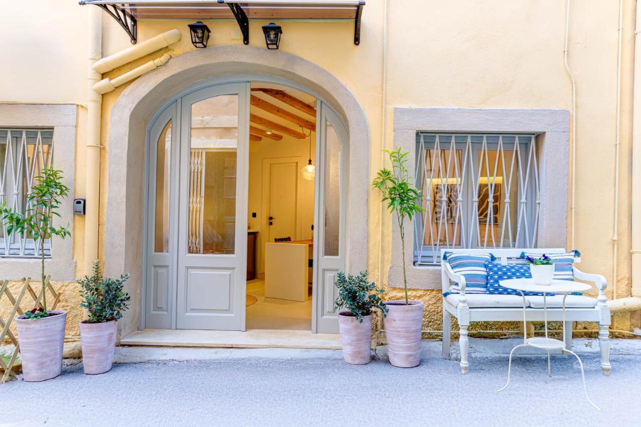 Piccolo Mouragia - Old Corfu Town - B&B Grevedianá