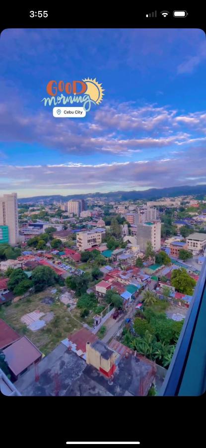 Anaiah's Suite with balcony Near Cebu IT park - Pool & Gym Fun - Ferienwohnung Cebu City
