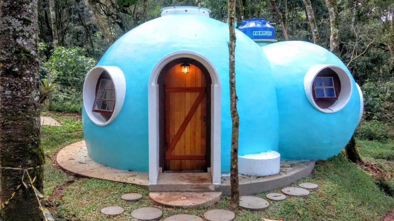 Igloo with Garden View