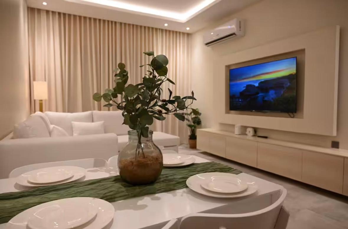 شقة حديثة مودرن 3 غرف وصالة a13 - B&B Riyadh