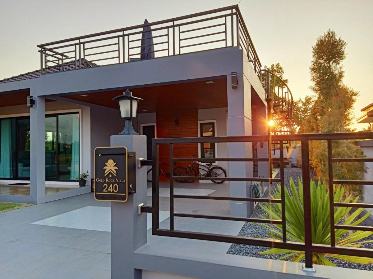 Gold Rock Villa - Bed and Breakfast