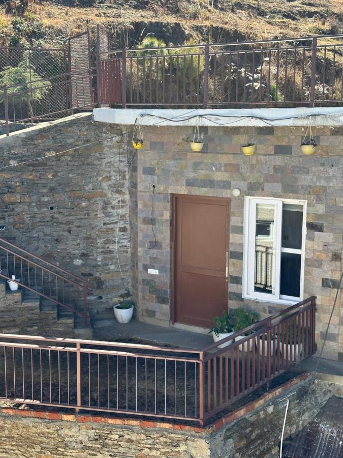 Kashi Anandam - Seetla - B&B Muktesra