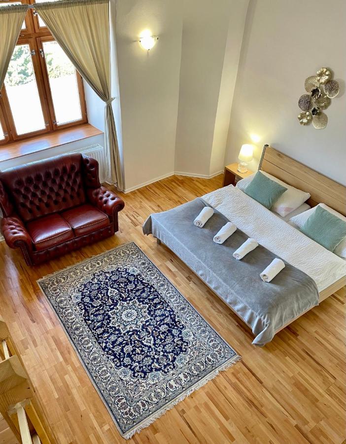 Deluxe Family Suite
