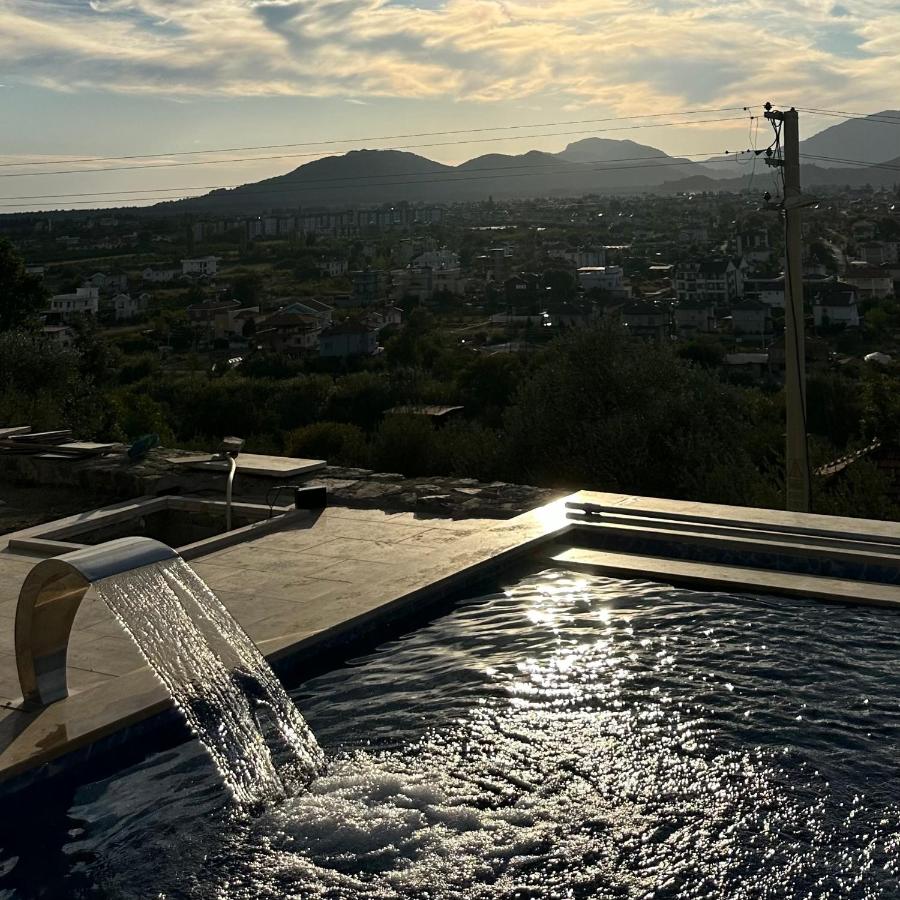 Villa Yavuz - B&B