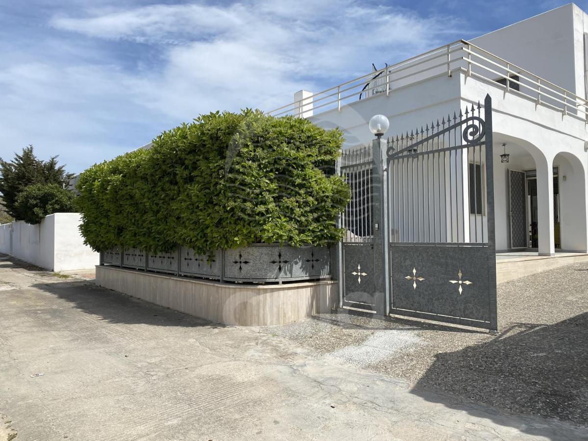 Villa Mirasole - Spiaggia a 10m By Cala Salento - B&B Torre Lapillo