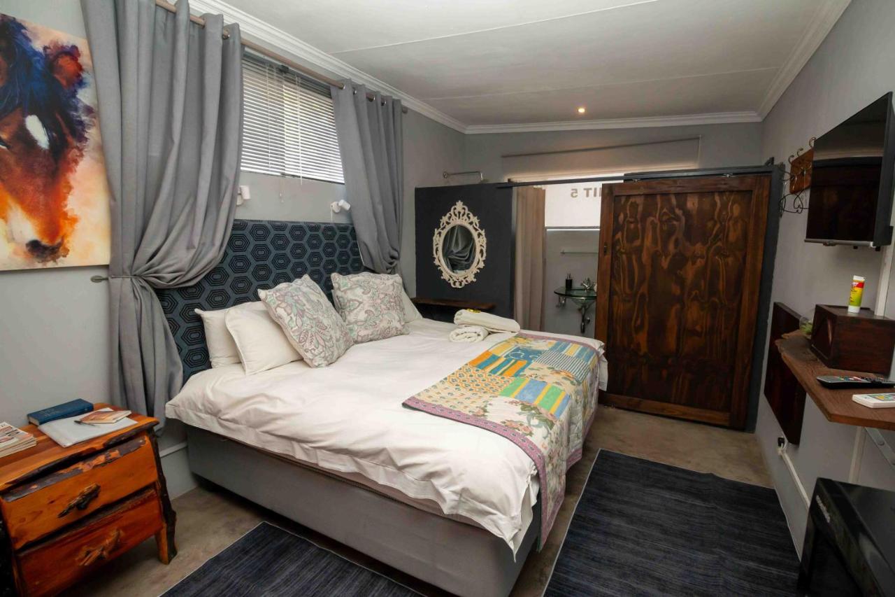 Deluxe Zimmer mit Kingsize-Bett