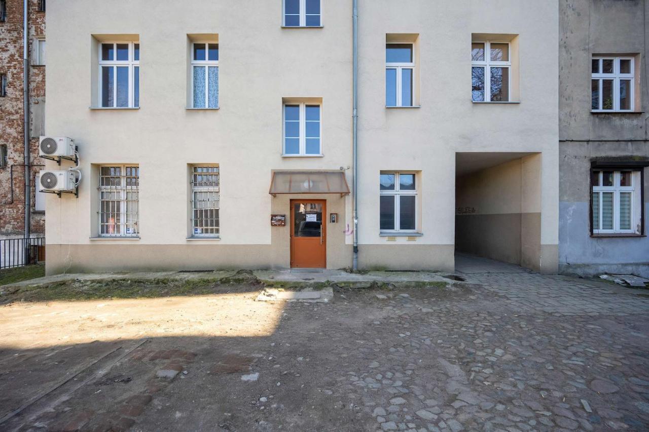 Modern Studio SmartTV in Wroclaw by Noclegi Renters - Ferienwohnung