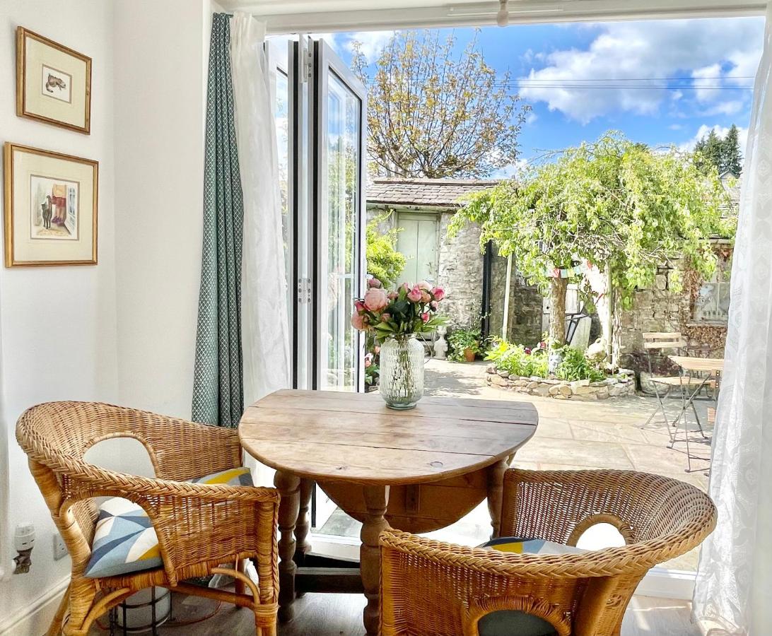 Lovely Two Bed Cottage in North Kendal - B&B