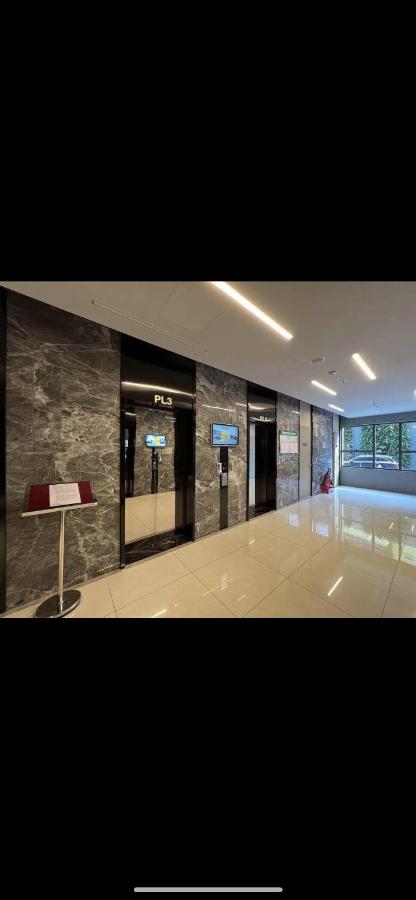 SOHO Luxury High-Floor 2Br City View Bui Vien 200m - B&B Ho Chi Minh