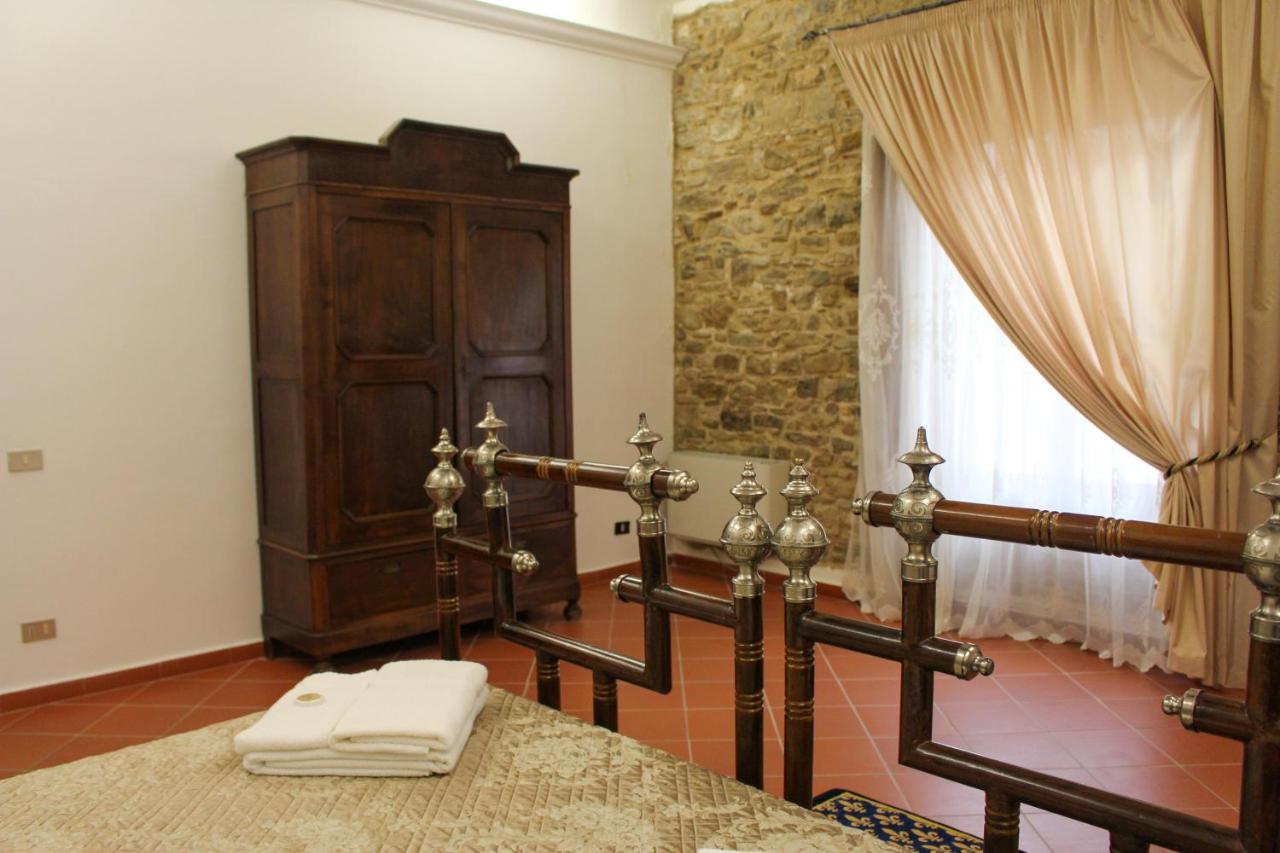Castel di Pietra - Ferienwohnung