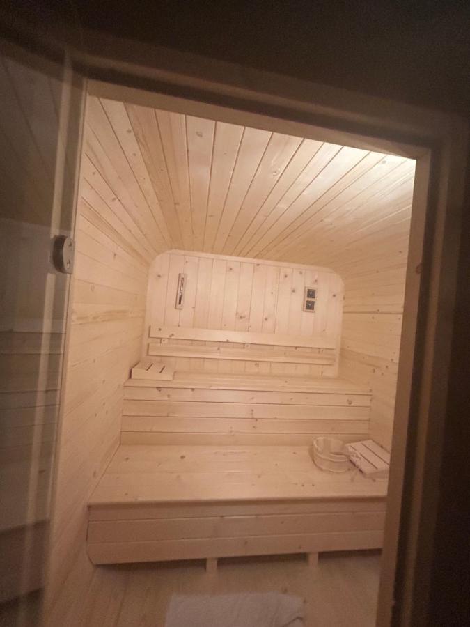 Őzkút Apartmanház - B&B