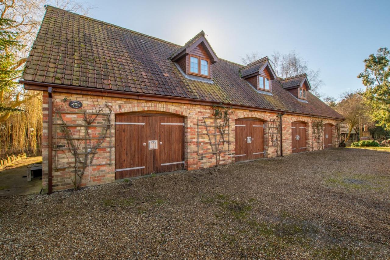 Finest Retreats - Hazel Rose Cottage - B&B
