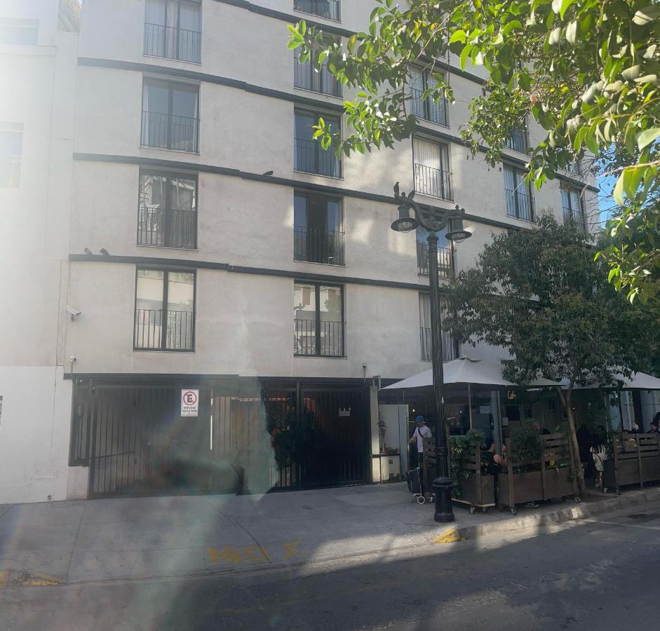 Dpto Recién Remodelado y con Patio (Lastarria) - Ferienwohnung
