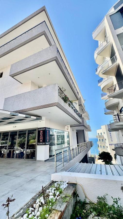 4 Seasons Sea View Apartment - B&B