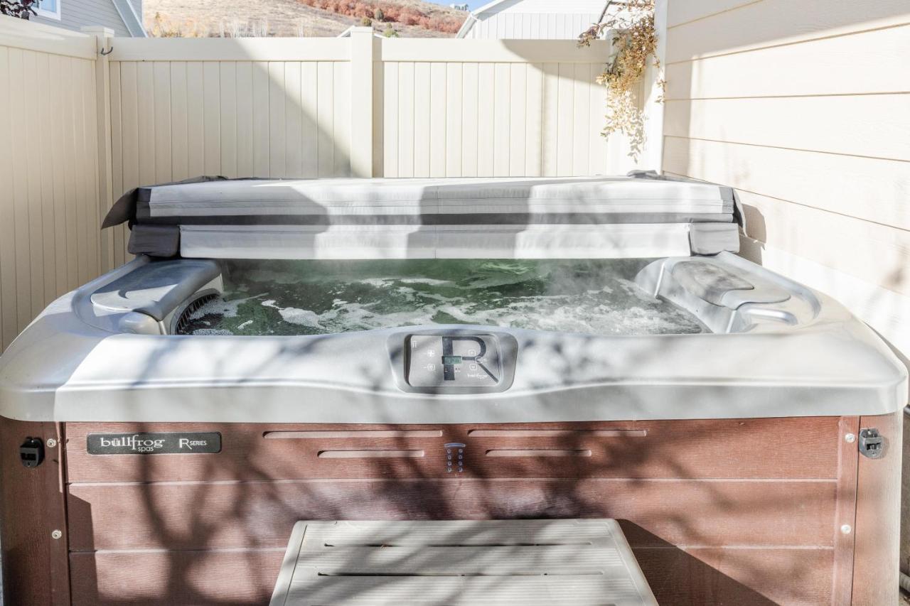 Bear Lake Bungalow - B&B Garden City