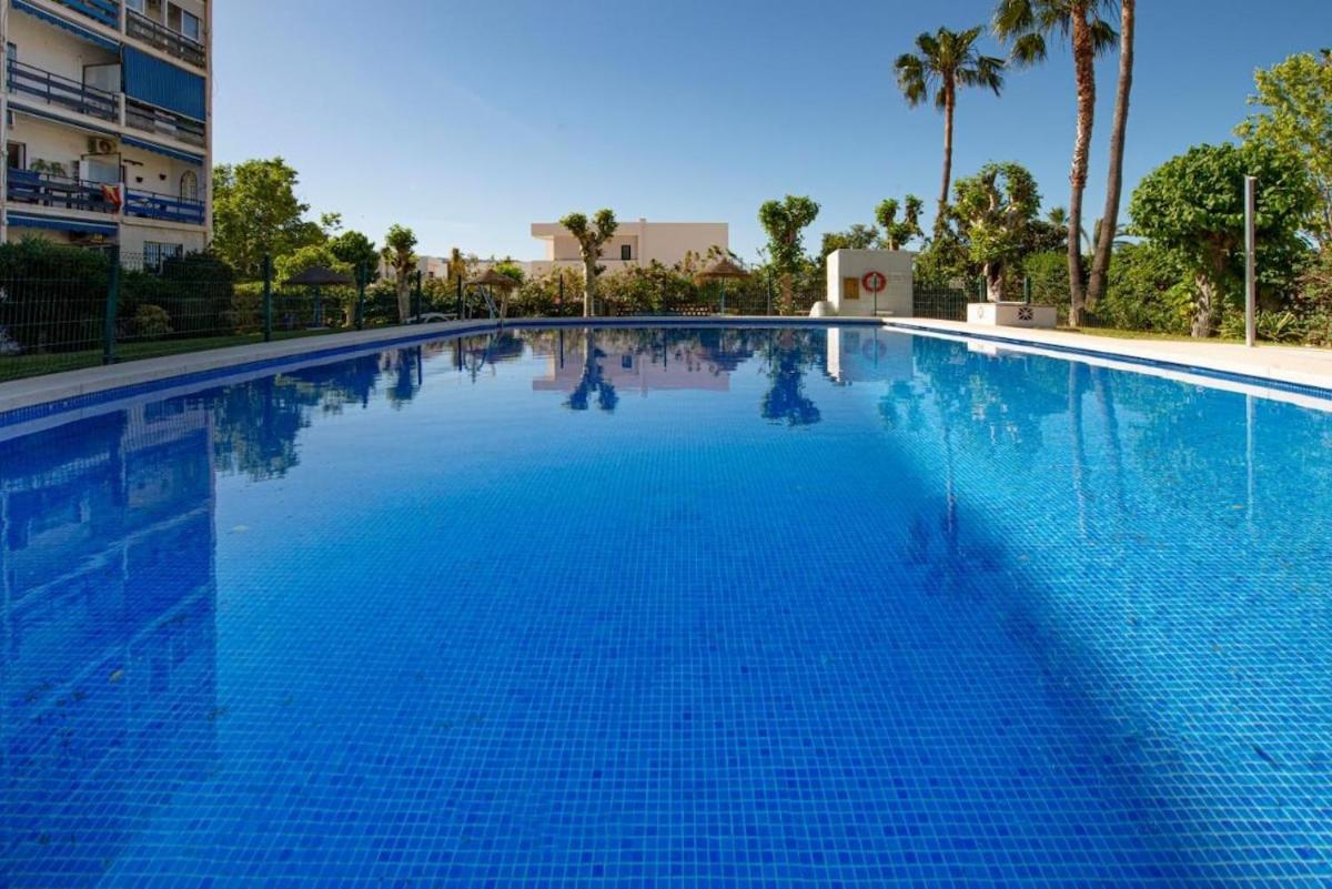 Apartamento en Torremolinos, Urb Los Alamos - B&B Torremolinos