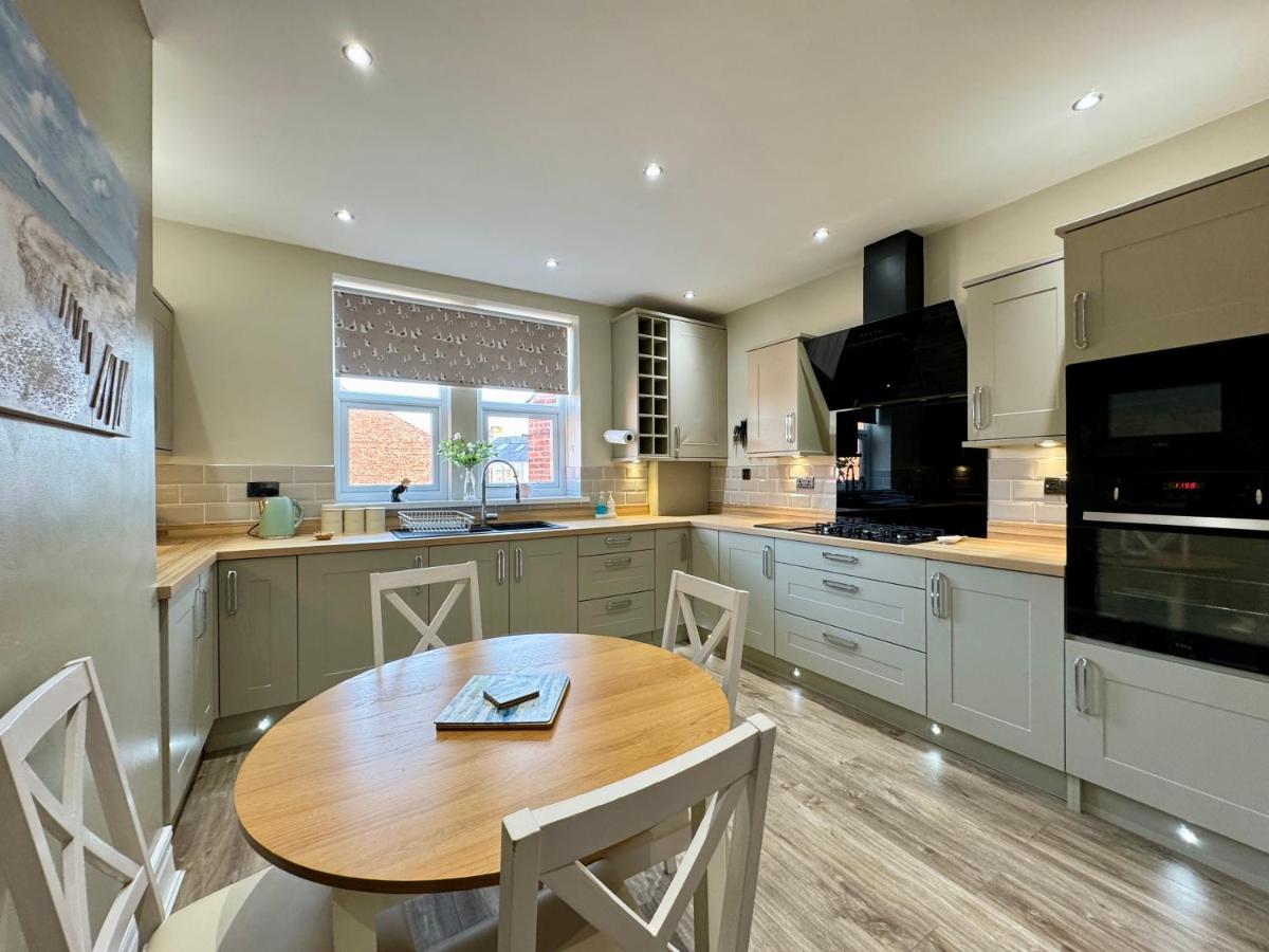 Park View Maisonette, Luxurious 3 bed holiday home - Chambres d'hôtes Whitley Bay