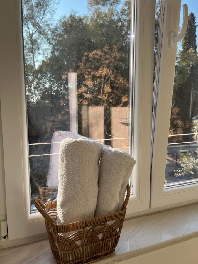 Caramel Blloku Room - Chambres d’hôtes Tirana