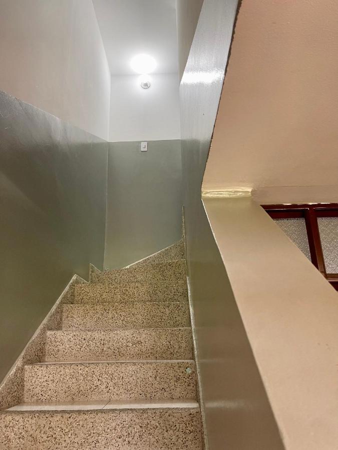 Appartamento con 2 Camere da Letto e Balcone