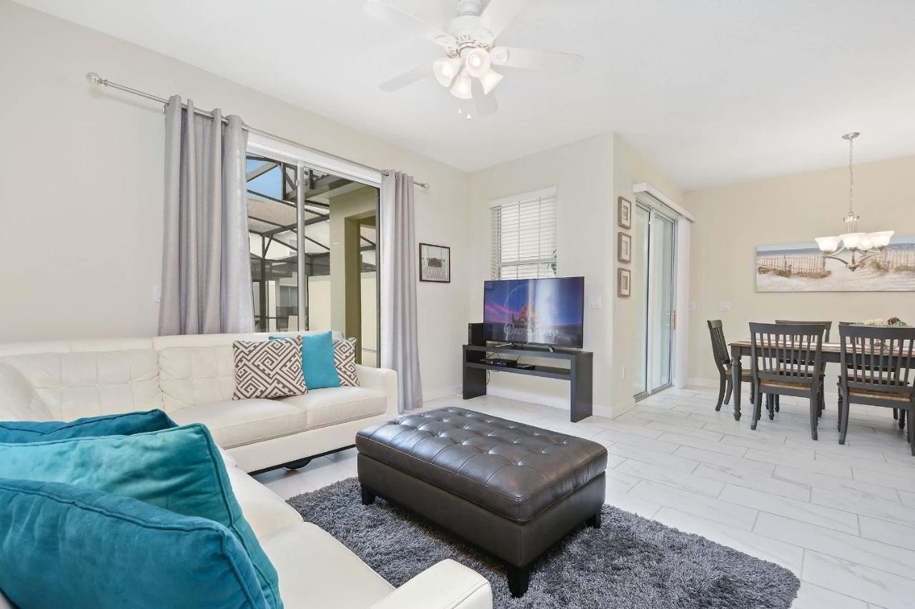 Wonderful 4Bd with Pool at Storey Lake Resort 4819 - B&B Kissimmee