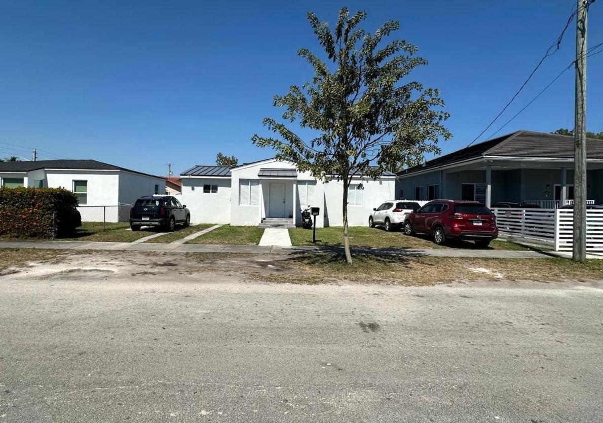 LYZ Miami Airport - B&B
