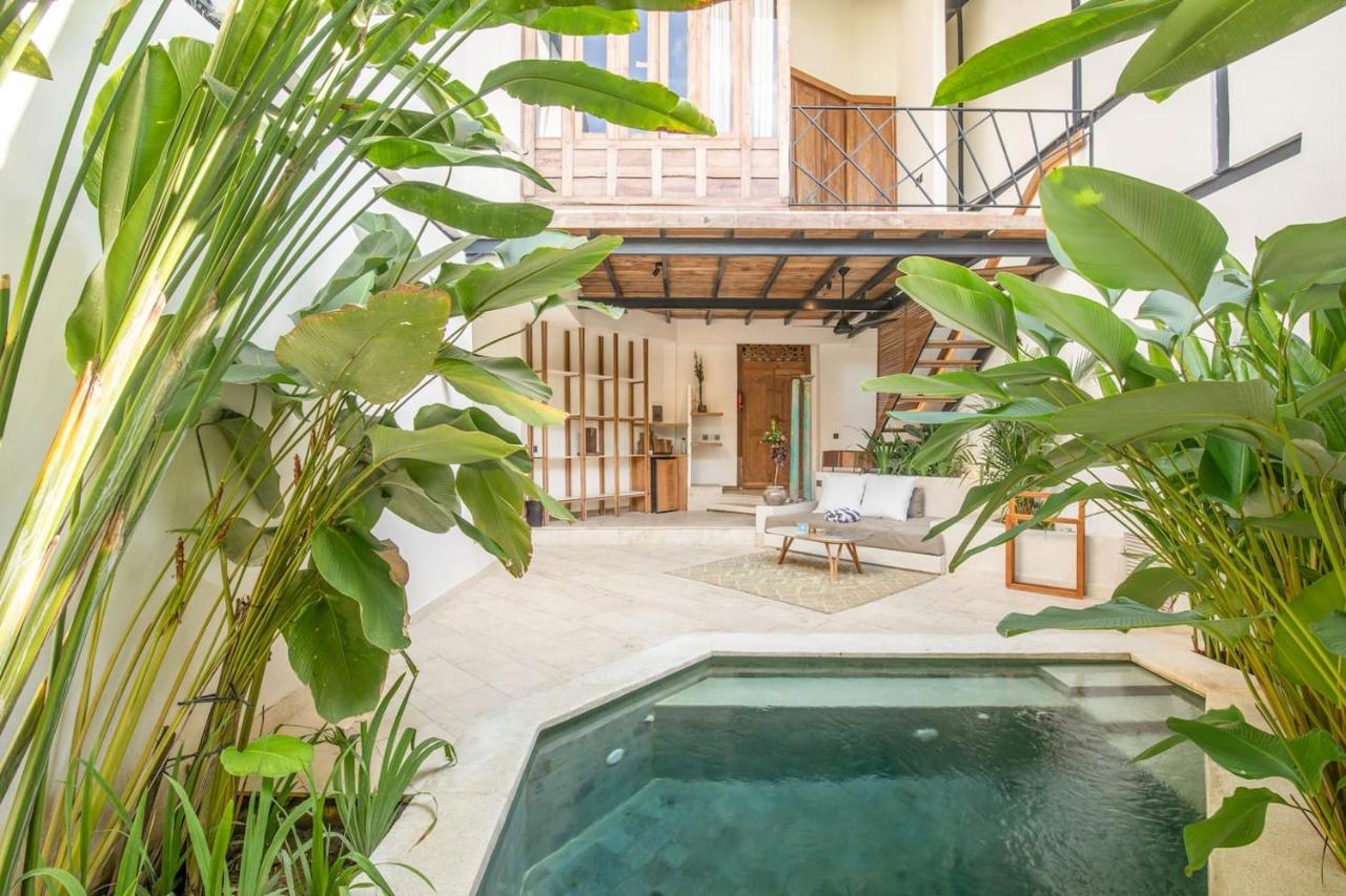Elegant 1-br Villa With Pool, 800m To Echo Beach - Ferienwohnung Canggu