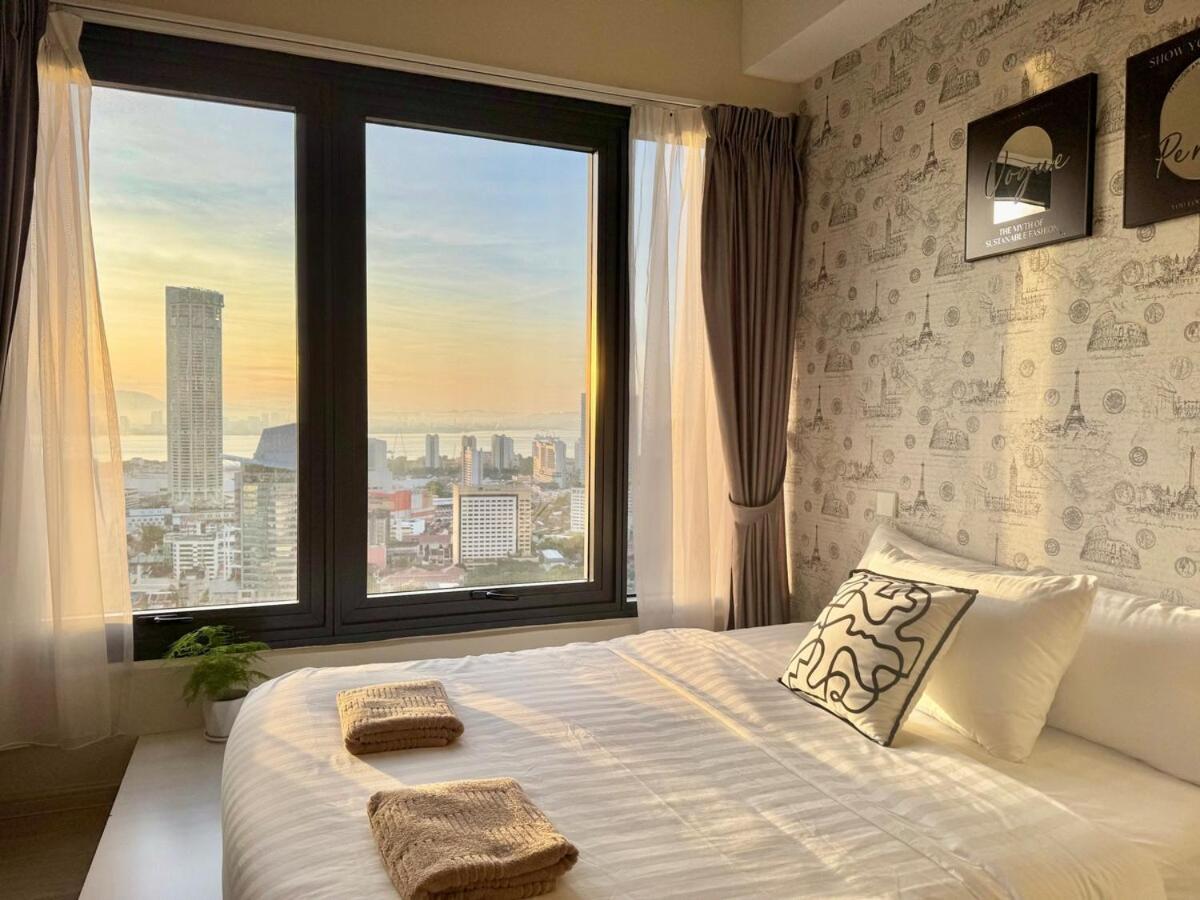 Tropicana 218 Macalister #Georgetown #Infinity Pool #2pax studio suite #1 Queen #Quality well maintained #Private host - B&B
