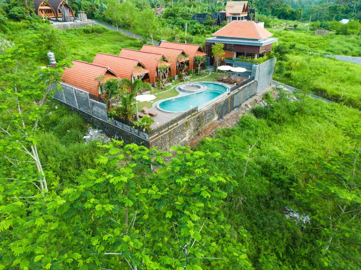 Lumbung River Ubud Villas - B&B
