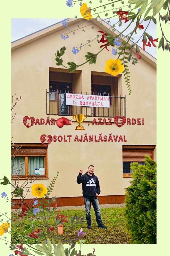 Zsuzsa Apartman Hajdúszoboszló - Bed and Breakfast Hajdúszoboszló