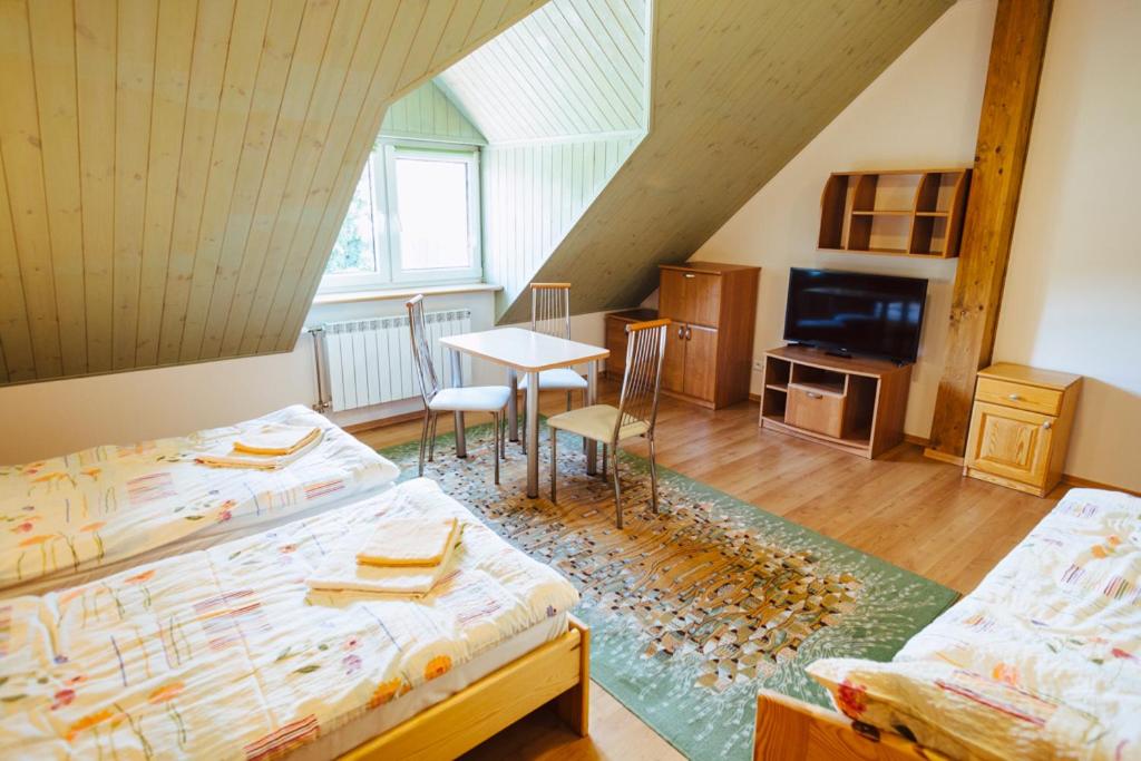 Triple Room with Private Bathroom
