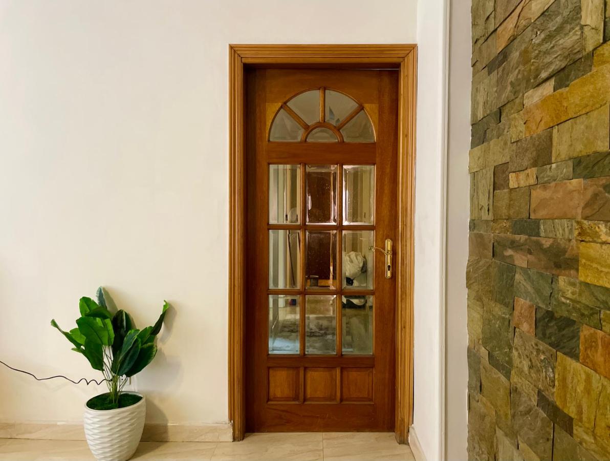 Beautiful Apartment in Maadi 5 Min to Degla Maadi - B&B