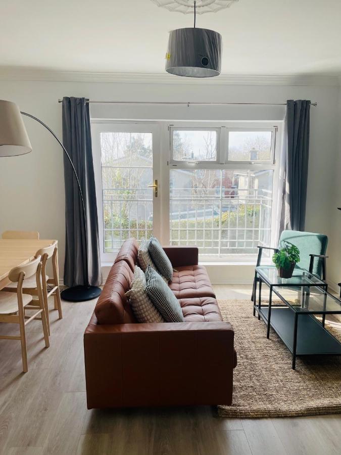 Modern and Spacious Apt5 Sleeps 6 Free Parking - B&B