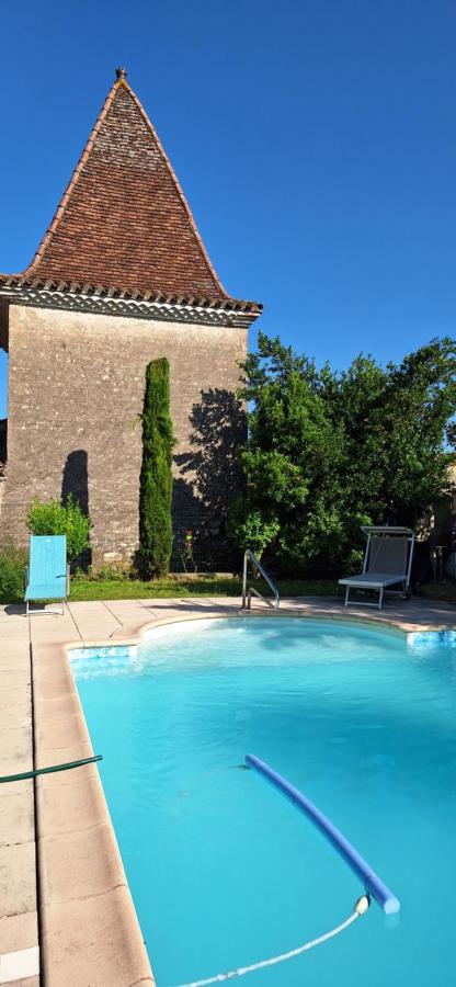 Le Pigeonnier - Piscine - Jardin - Calme - B&B