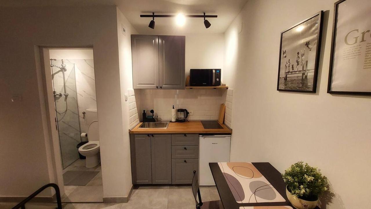 Apartman hi green! - Bed and Breakfast Senj