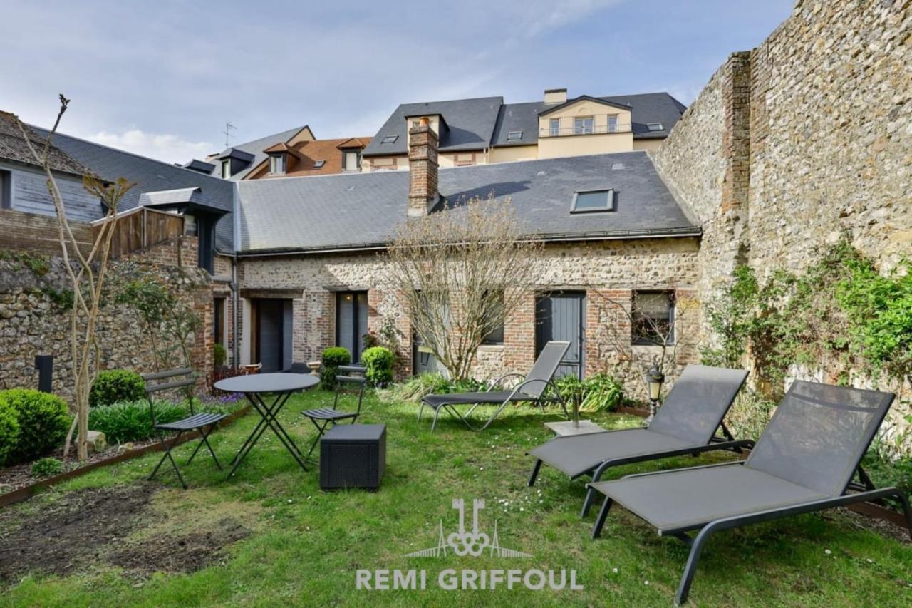 La Maison du Jardin City Center 5 guests - B&B