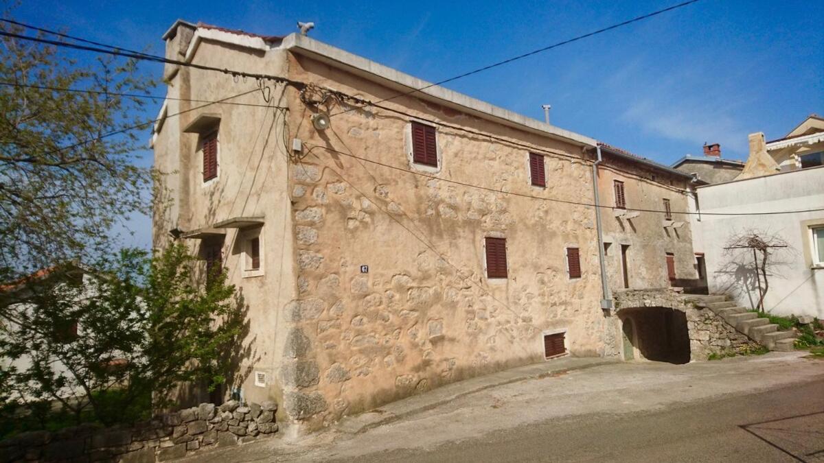 Appartement Athos - Turm Krk - B&B