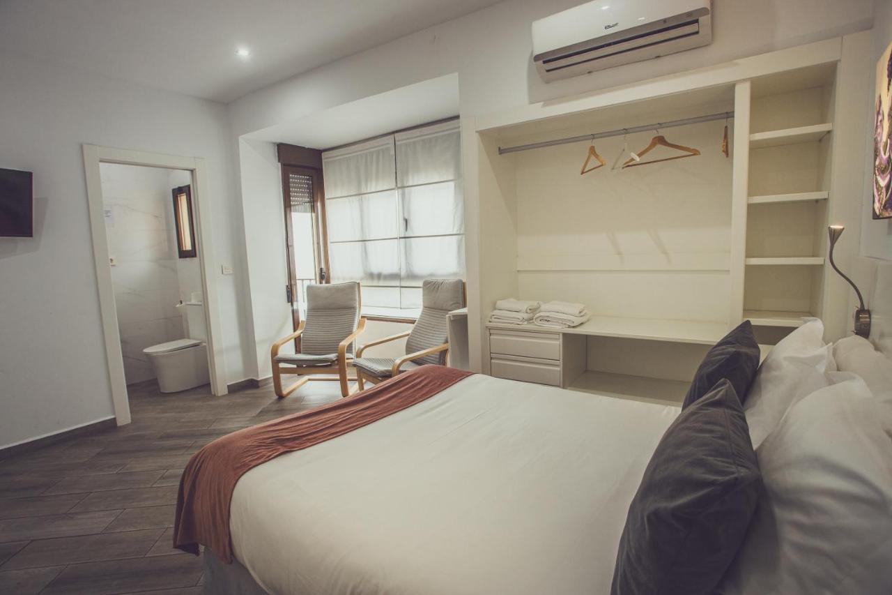 Habitaciones El Olivo, Calidad y Reformardo - Chambres d’hôtes Úbeda