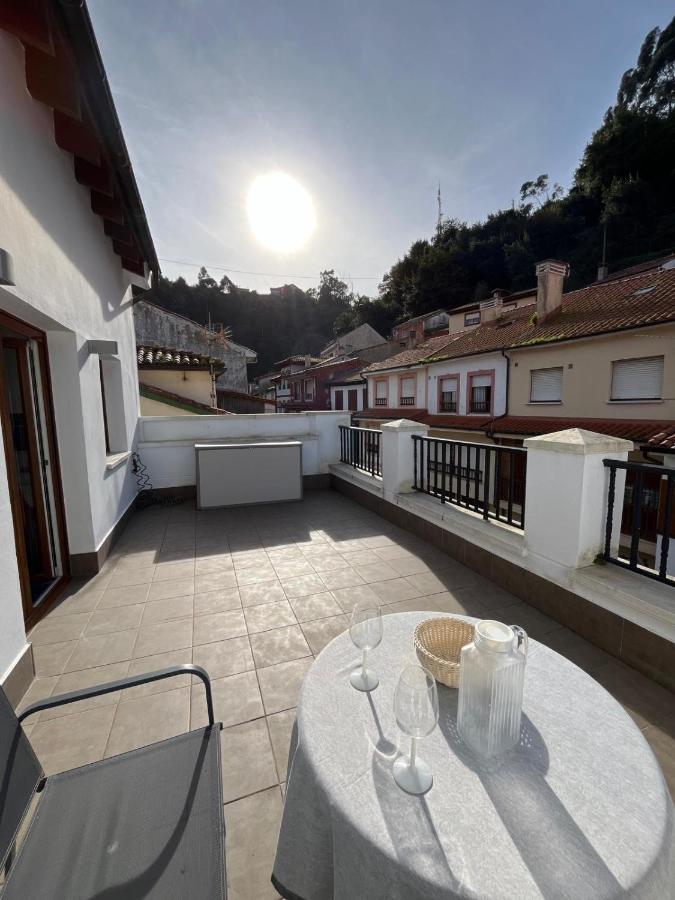 One-Bedroom Apartment with Terrace