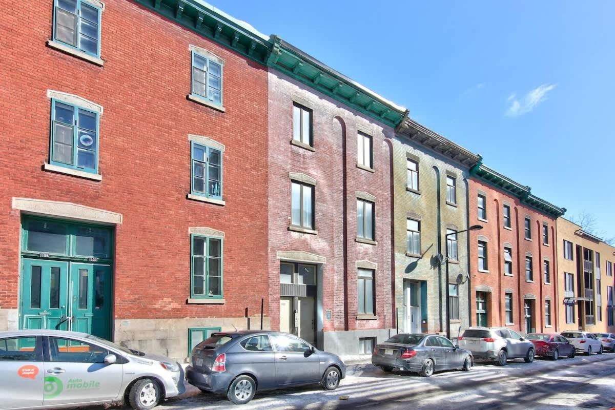 Fox Aparthotel 9 min of Palais Des Congres II - Chambres d’hôtes Montréal