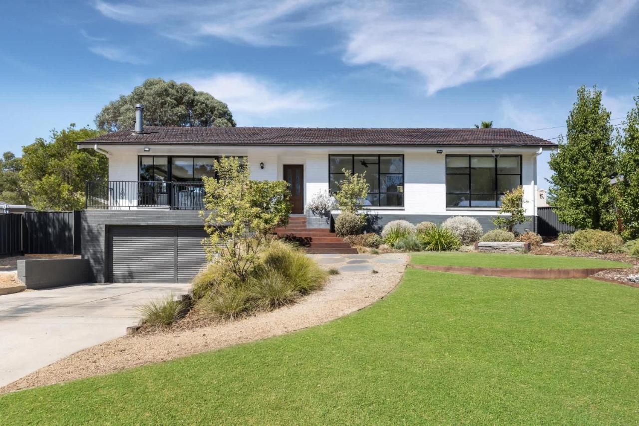 3BR Peaceful Escape In Flora Hill Bendigo - B&B