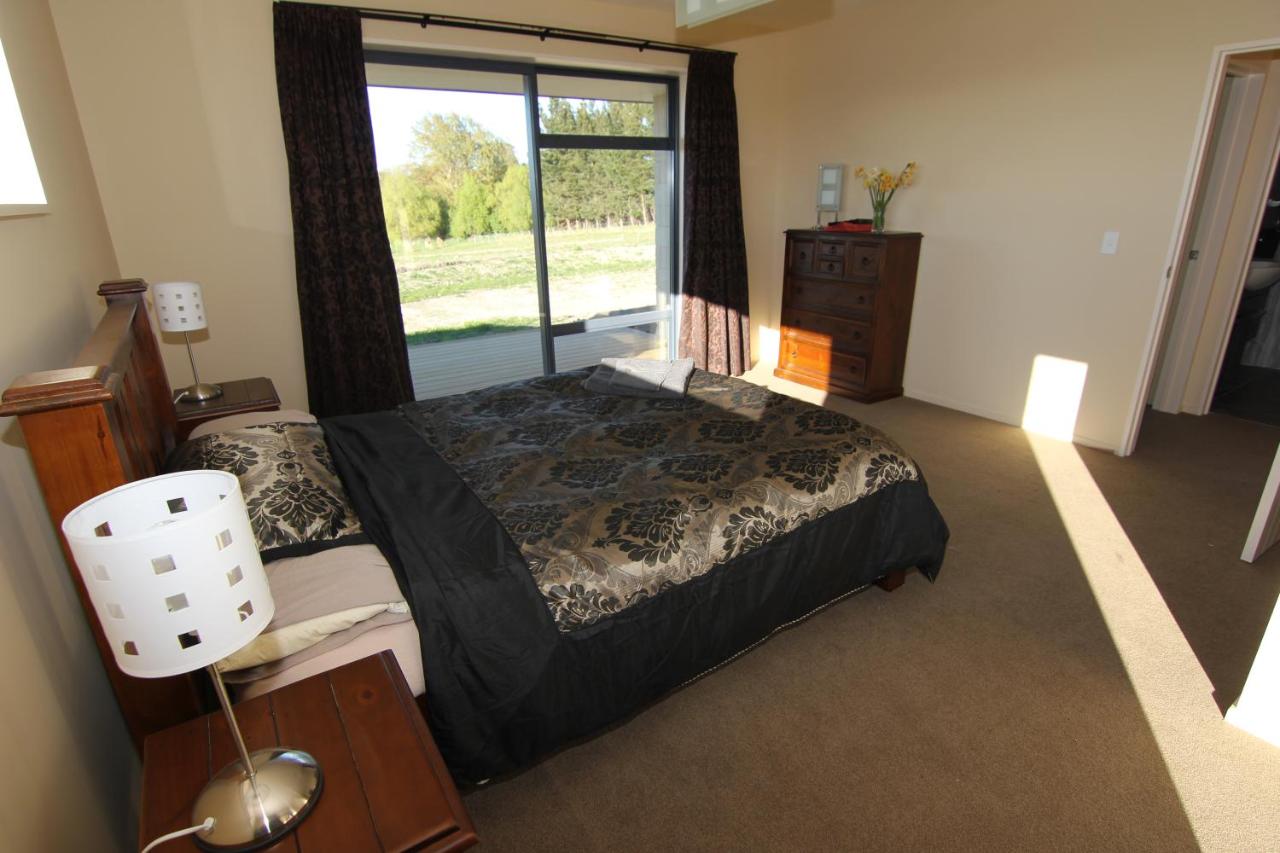 Queen Room with Balcony