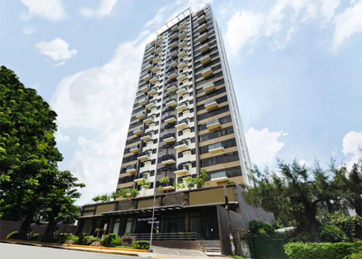 Azalea 1BR Suite - Pool, Gym, WiFi, Netflix, AC, Kitchen, Ayala Mall - Ferienwohnung Cebu City