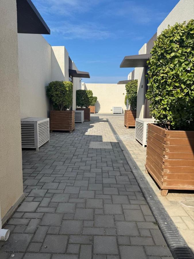 Sea Breeze White Villa 1 - B&B