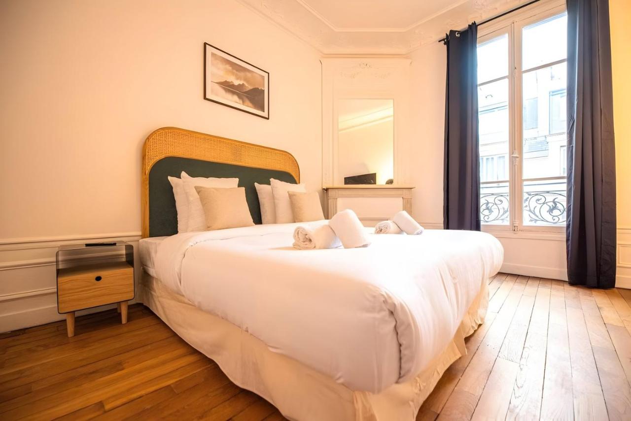 TBS 326 - Superb apartment with Eiffel Tower view - B&B