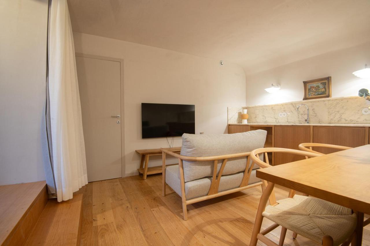 Apartment mit 2 Schlafzimmern und Poolblick